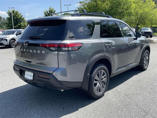 2025 Nissan Pathfinder SV FWD