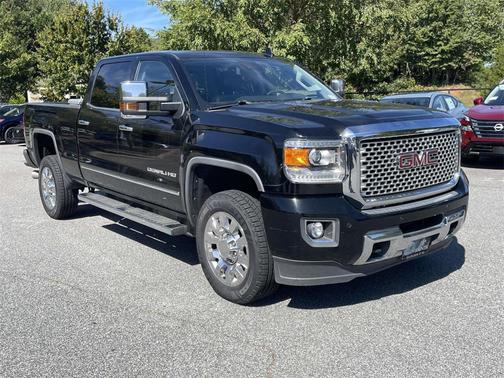 2015 GMC Sierra 2500 Denali