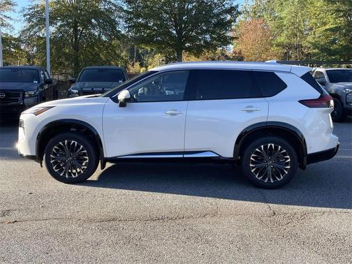 2025 Nissan Rogue Platinum