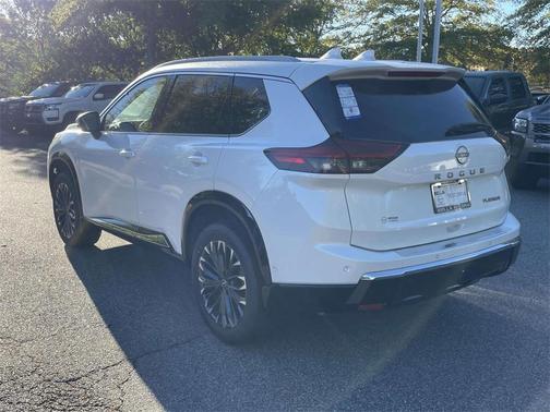 2025 Nissan Rogue Platinum