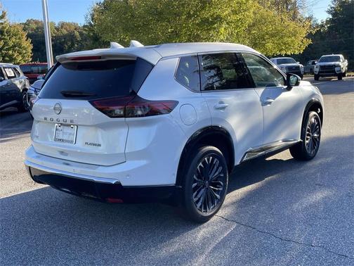 2025 Nissan Rogue Platinum