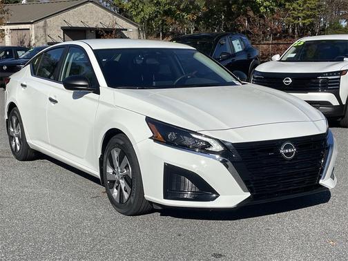2025 Nissan Altima S FWD