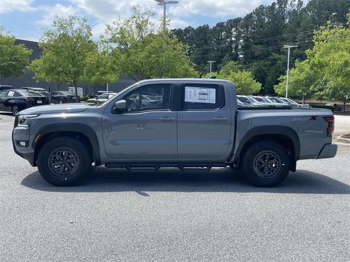 2025 Nissan Frontier PRO-X