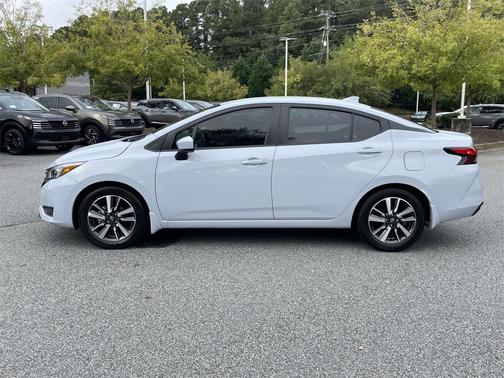 2025 Nissan Versa 1.6 SV