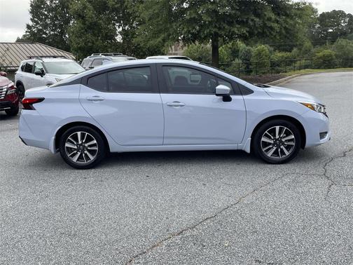 2025 Nissan Versa 1.6 SV