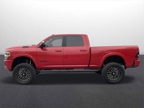 2021 RAM 2500 Laramie Crew Cab 4x4 6'4' Box