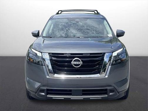 2025 Nissan Pathfinder SV FWD