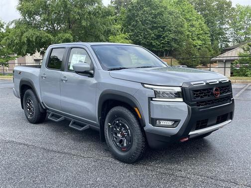 2025 Nissan Frontier PRO-X