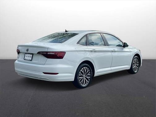 2021 Volkswagen Jetta 1.4T R-Line