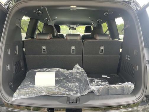 2025 Nissan Armada SL 2WD
