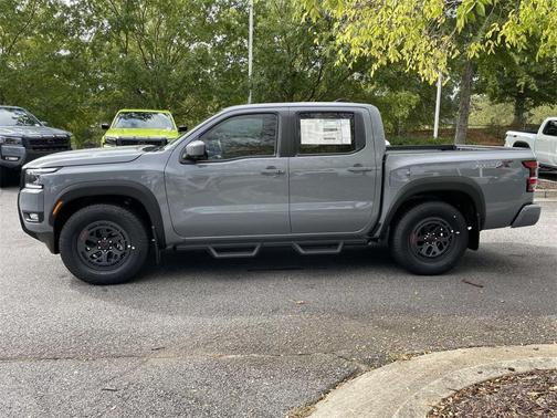2025 Nissan Frontier PRO-X