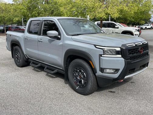 2025 Nissan Frontier PRO-X