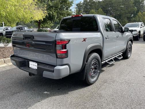 2025 Nissan Frontier PRO-X
