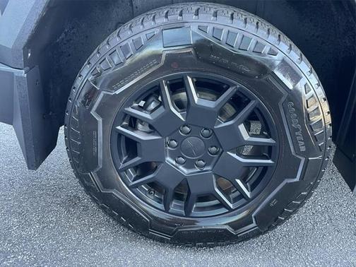2024 Tesla Cybertruck Cyberbeast