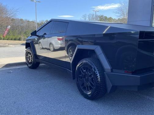 2024 Tesla Cybertruck Cyberbeast