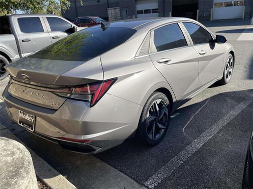 2021 Hyundai ELANTRA HEV Limited