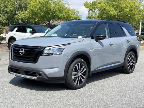 2025 Nissan Pathfinder Platinum FWD