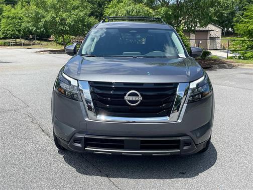 2025 Nissan Pathfinder SV FWD