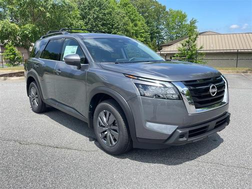 2025 Nissan Pathfinder SV FWD