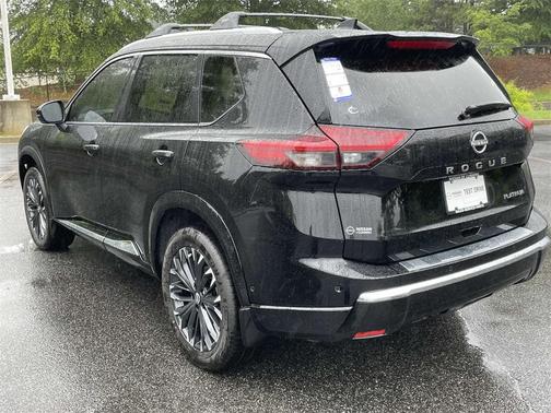 2025 Nissan Rogue Platinum