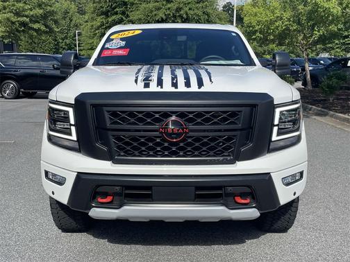 2024 Nissan Titan PRO-4X