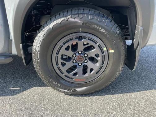 2025 Nissan Frontier PRO-X