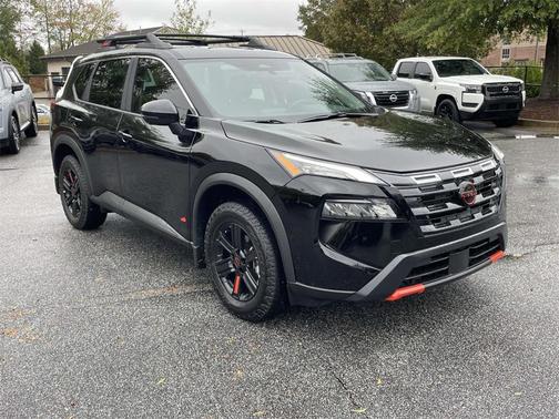 2025 Nissan Rogue Rock Creek