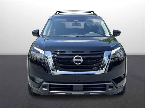 2025 Nissan Pathfinder SV FWD