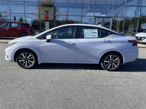 2025 Nissan Versa 1.6 SV