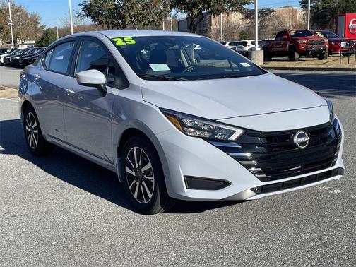2025 Nissan Versa 1.6 SV