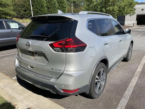 2020 Nissan Rogue SV