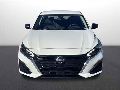 2025 Nissan Altima S FWD