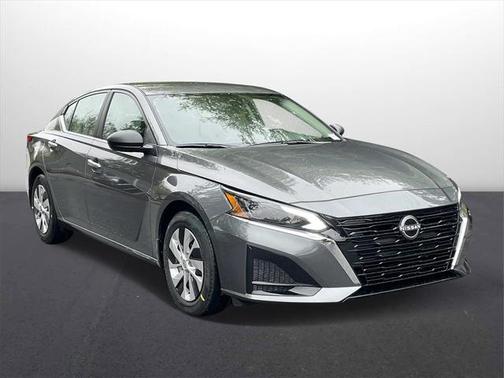 2025 Nissan Altima S FWD