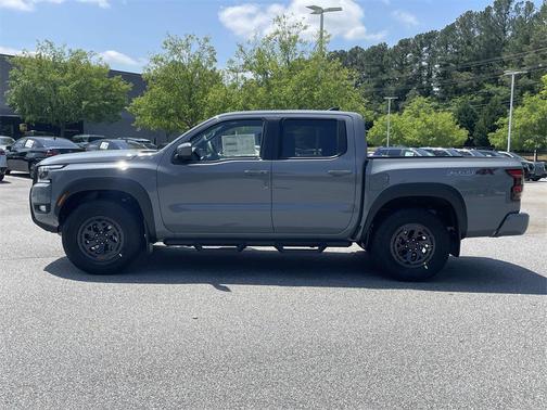 2025 Nissan Frontier PRO-4X