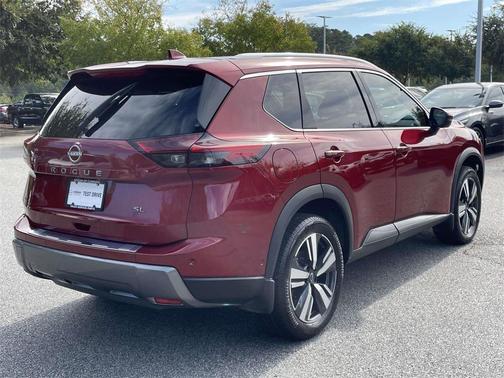 2024 Nissan Rogue SL