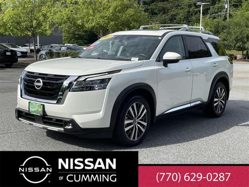 2022 Nissan Pathfinder Platinum 4WD