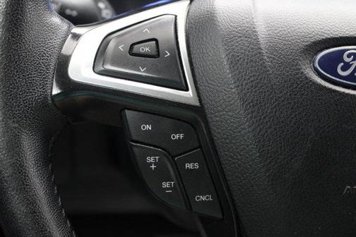 Iconic Silver 2024 Ford Edge SEL
