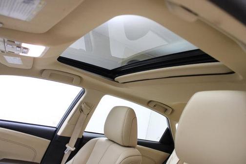 2016 Toyota Avalon Limited