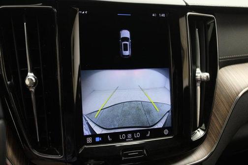 2022 Volvo XC60 B6 Inscription