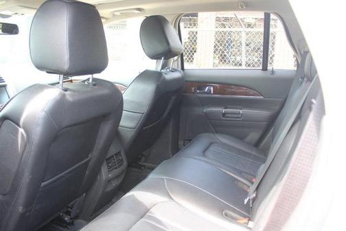 2015 Lincoln MKX Base