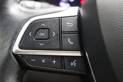 Magnetic Gray Metallic 2021 Toyota Highlander LE