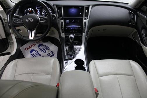 2022 INFINITI Q50 LUXE