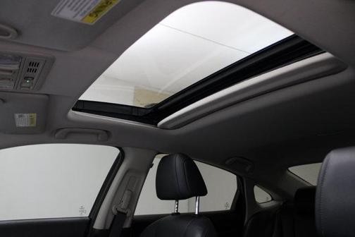 2019 Honda Insight Touring