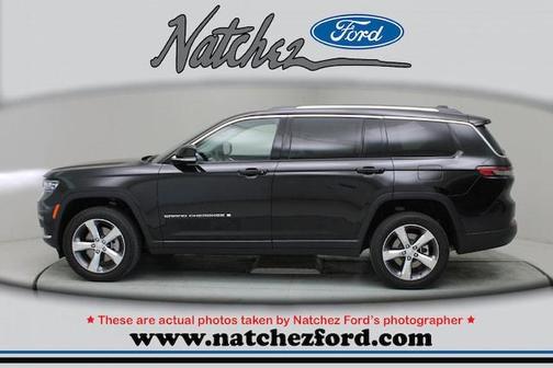Photo 4 of 34 of 2022 Jeep Grand Cherokee L Limited
