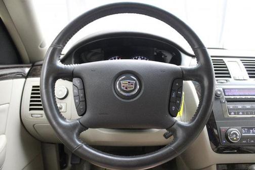 Ocean Pearl Tri-Coat 2010 Cadillac DTS W/1SC