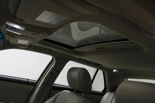 Ocean Pearl Tri-Coat 2010 Cadillac DTS W/1SC