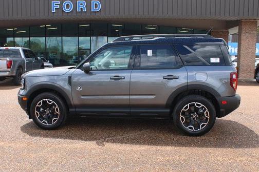 Carbonized Gray Metallic 2026 Ford Bronco Sport Outer Banks