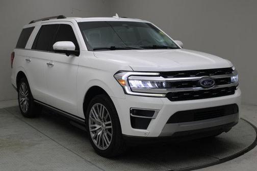 White Metallic 2024 Ford Expedition Limited