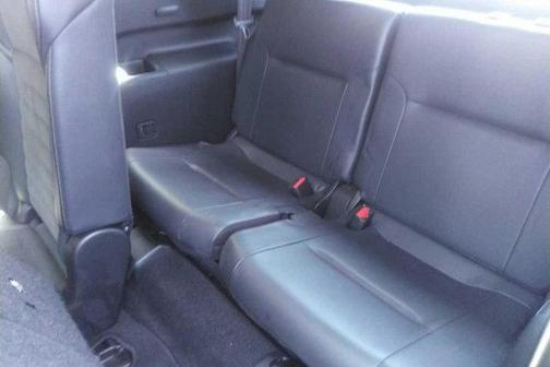 Blue 2024 Mitsubishi Outlander SE