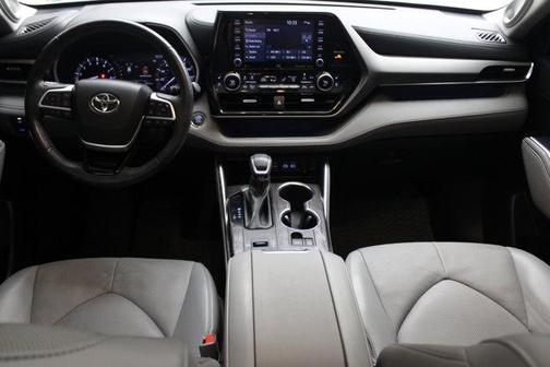 2022 Toyota Highlander Limited